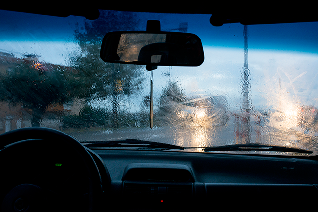 Adapter sa conduite par temps de pluie Assurance Prévention