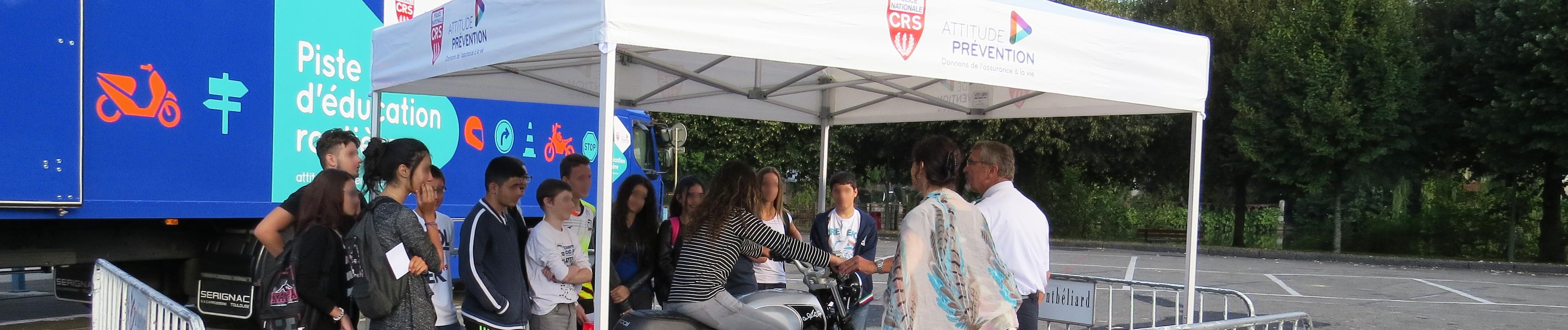 Initiation au deux-roues : les jeunes en piste pour la sécurité à Saint-Maur-des-Fossés (94), du 9 au 13 octobre